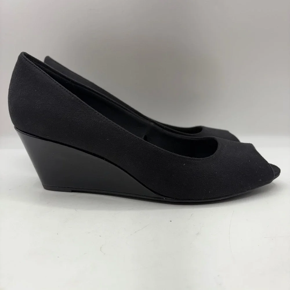 Comfort Plus by‎ Predictions Black Peep Toe Wedge Heels Size 10